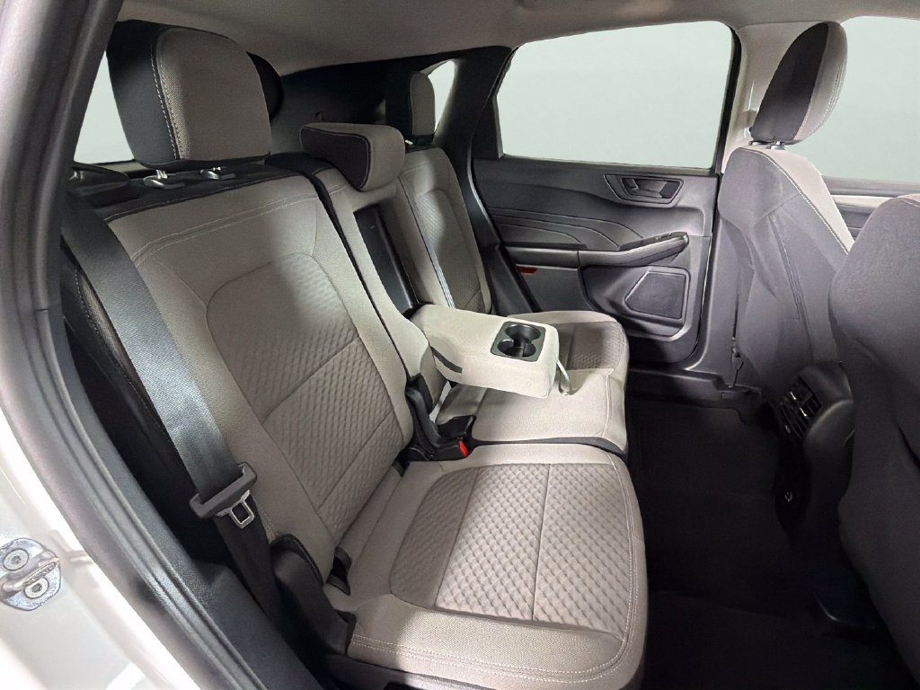 Used 2022 Ford Escape SE w/ SE Sport Appearance Package FWD image 30