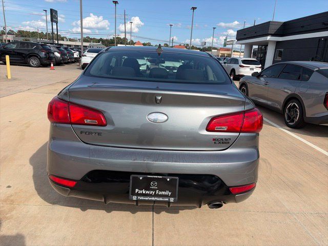 Used 2014 Kia Forte Koup EX FWD image 4