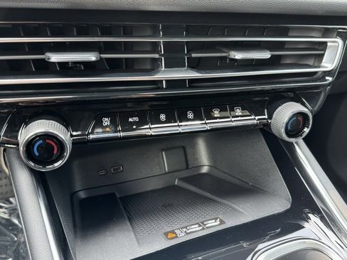 New 2026 Chevrolet Traverse LT w/ Driver Confidence Package image 10