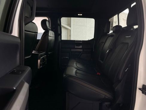 Used 2022 Ford F250 Platinum w/ FX4 Off-Road Package AWD/4WD image 16