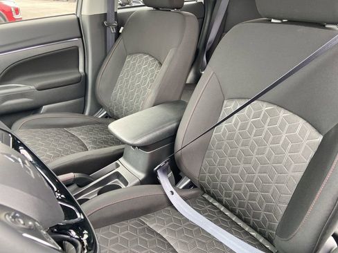 New 2026 Mitsubishi Outlander Sport LE AWD/4WD image 13