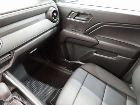 Used 2025 Chevrolet Colorado Trail Boss image 21