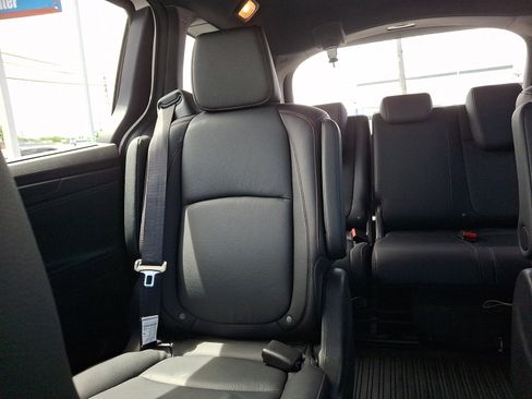 Used 2025 Honda Odyssey Sport-L image 14