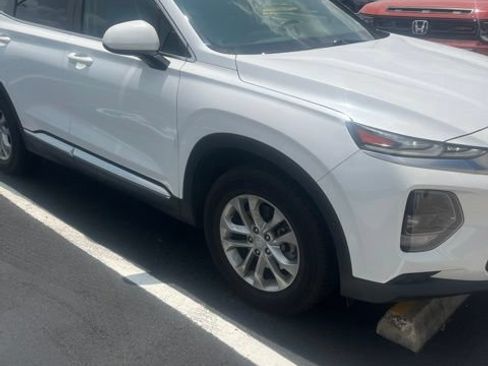 Used 2019 Hyundai Santa Fe SE FWD image 7