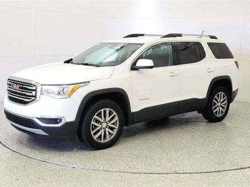 Used 2017 GMC Acadia SLE FWD image 3