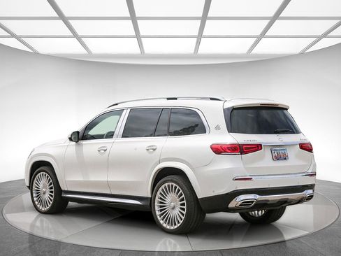 Certified 2021 Mercedes-Benz Maybach GLS 600 4MATIC image 2