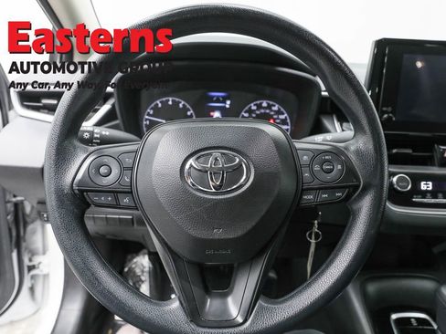 Used 2024 Toyota Corolla LE FWD image 10