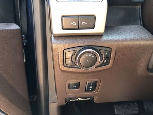 Used 2019 Ford F250 King Ranch w/ King Ranch Ultimate Package AWD/4WD image 29