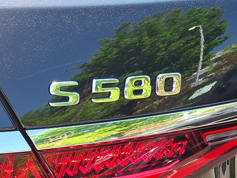 Certified 2026 Mercedes-Benz S 580 4MATIC Sedan image 32