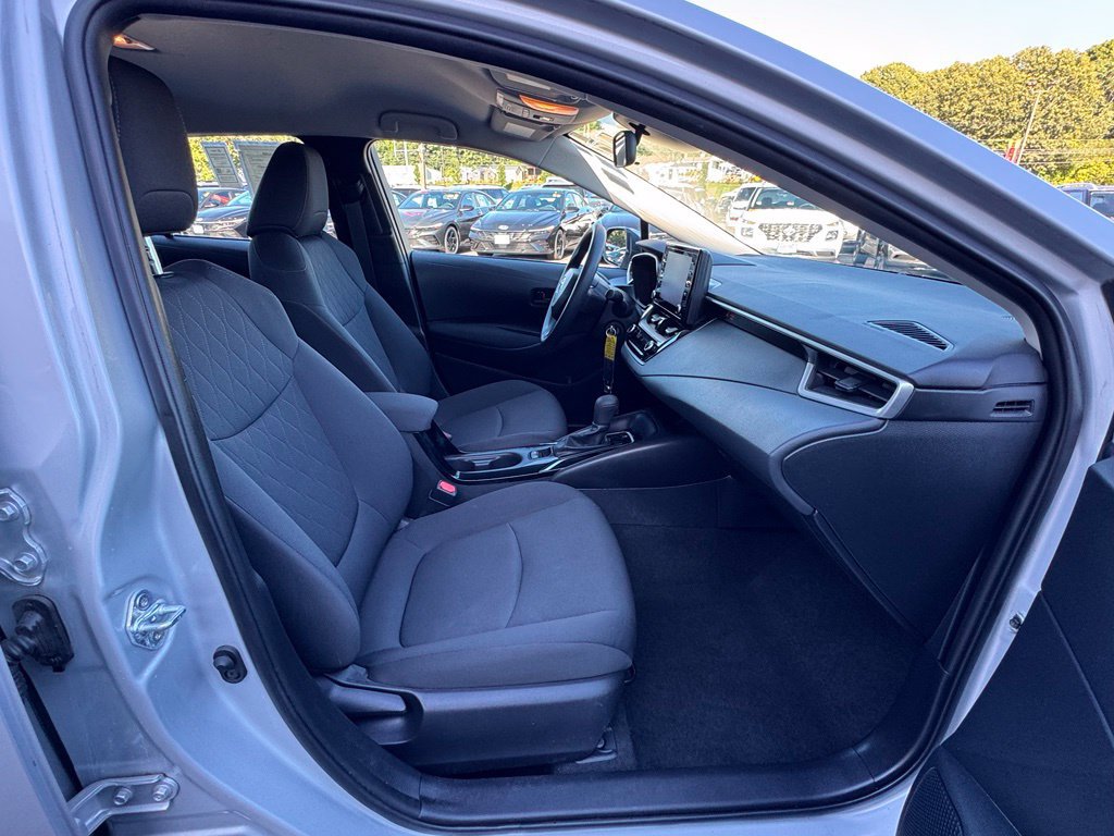Used 2022 Toyota Corolla LE FWD image 25