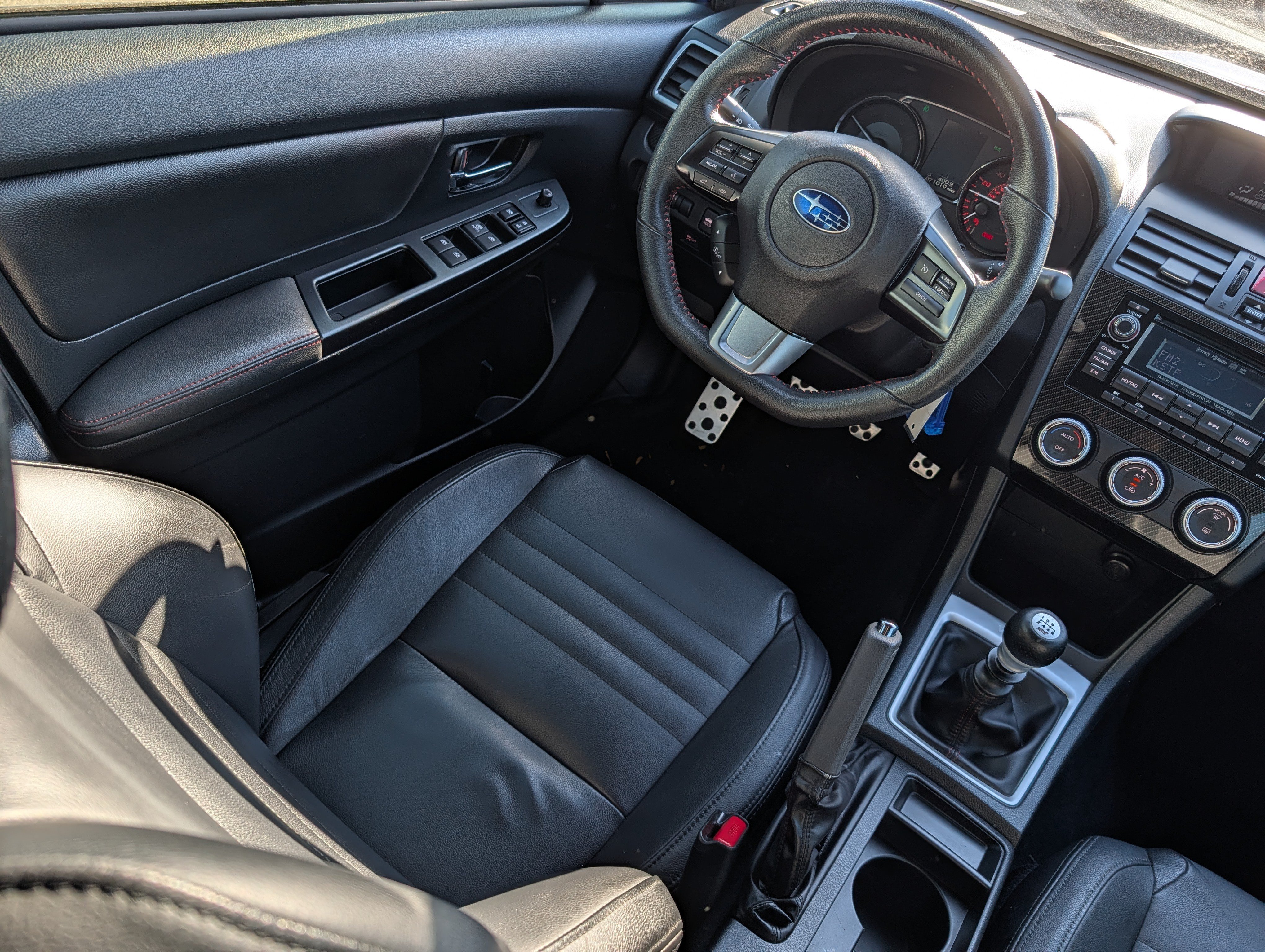 Used 2015 Subaru WRX AWD/4WD image 9