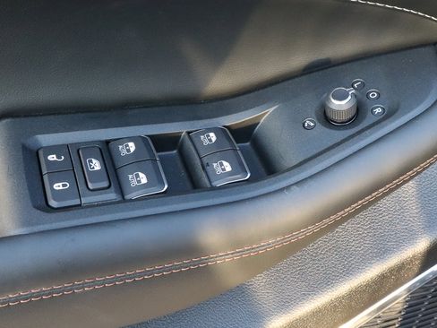 New 2025 Jeep Grand Cherokee Overland w/ Luxury Tech Group IV image 10