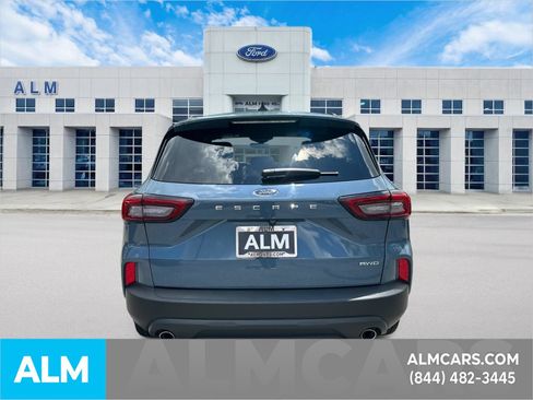 Certified 2025 Ford Escape ST-Line Select AWD/4WD image 6