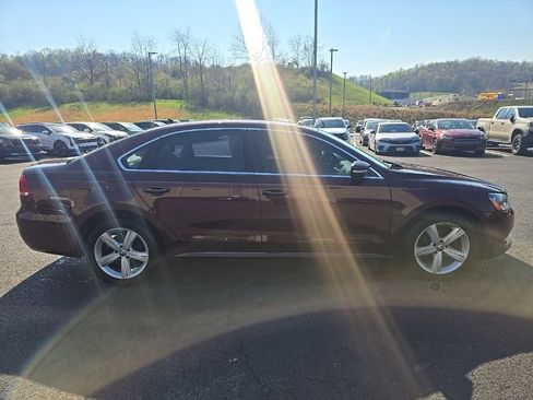 Used 2014 Volkswagen Passat 1.8T SE image 8