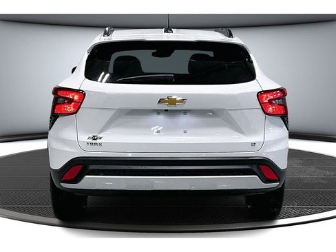 New 2026 Chevrolet Trax LT image 5