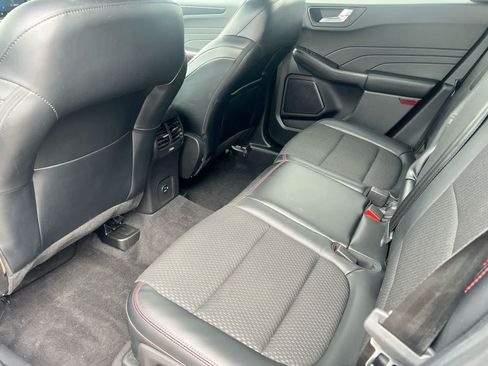 Used 2023 Ford Escape ST-Line w/ Tech Pack #1 AWD/4WD image 18