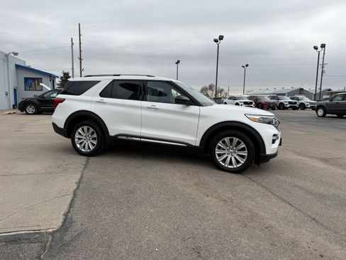 Used 2020 Ford Explorer Limited image 4