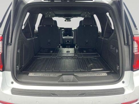 New 2026 GMC Yukon XL Denali w/ Sun & Power Step Package AWD/4WD image 27