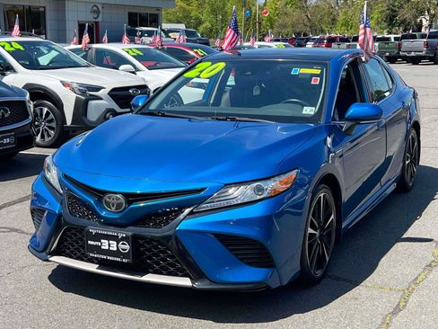 Used 2020 Toyota Camry XSE FWD image 2