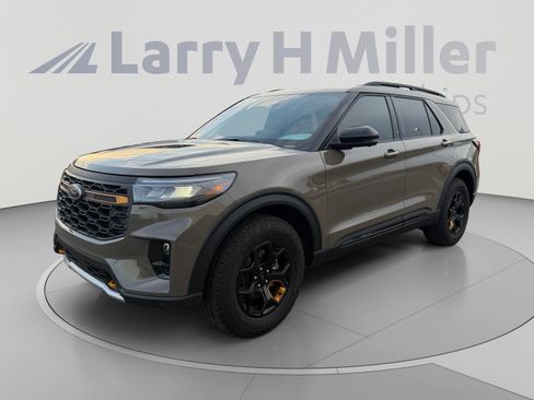 Used 2026 Ford Explorer Tremor w/ Tremor Ultimate Package AWD/4WD image 1