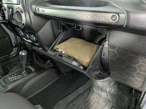 Used 2015 Jeep Wrangler Unlimited Sport w/ Quick Order Package 24S image 26