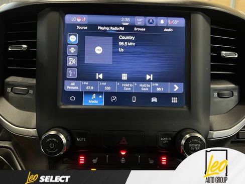 Used 2023 RAM 1500 Big Horn AWD/4WD image 14