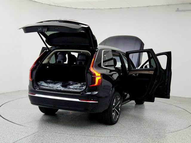 New 2026 Volvo XC90 B6 Plus w/ Protection Package Premier AWD/4WD image 11