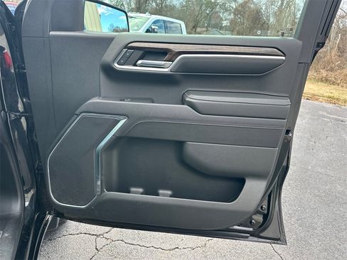 Used 2023 GMC Sierra 1500 Elevation image 15