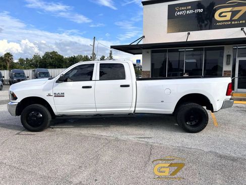 Used 2017 RAM 3500 Tradesman w/ Chrome Appearance Group AWD/4WD image 6