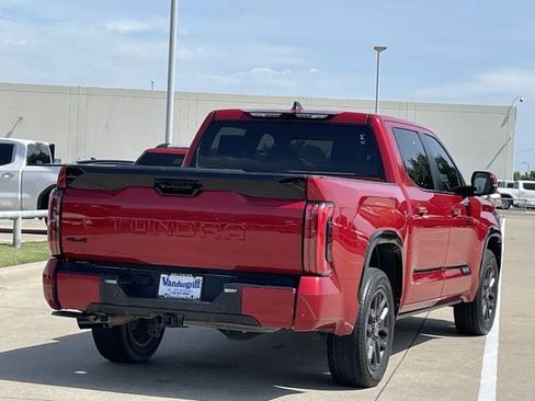 Used 2024 Toyota Tundra Platinum AWD/4WD image 4
