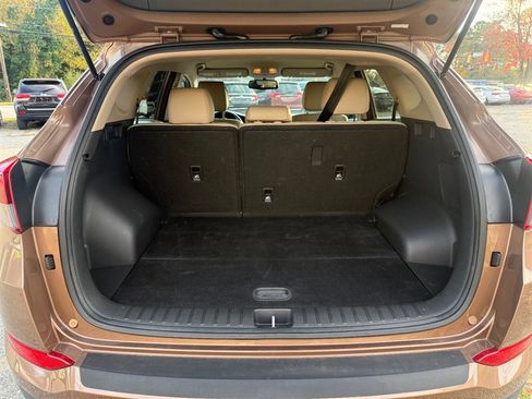 Used 2017 Hyundai Tucson SE Plus image 32