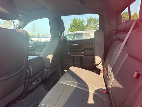 Used 2021 Chevrolet Silverado 1500 LT w/ Z71 Off-Road Package AWD/4WD image 10