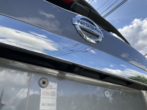 Used 2017 Nissan Pathfinder SV w/ Trailer Tow Package AWD/4WD image 11