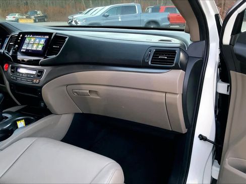 Used 2019 Honda Pilot EX-L image 18