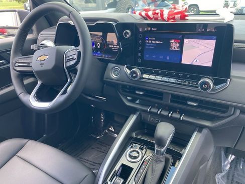 New 2025 Chevrolet Colorado LT w/ LT Convenience Package image 26