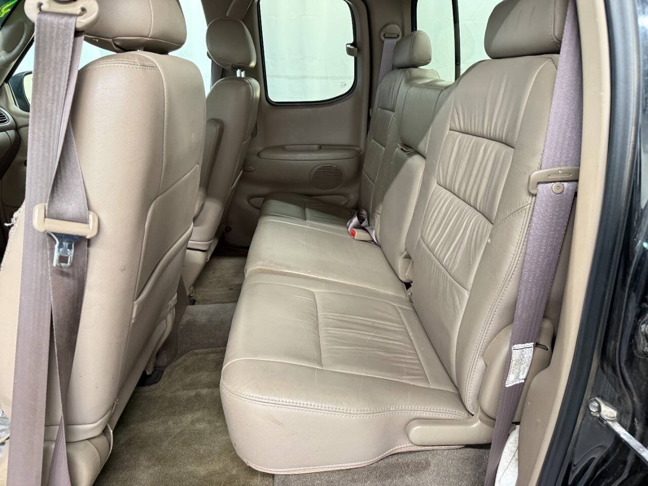 Used 2002 Toyota Tundra Limited w/ Off-Road Pkg AWD/4WD image 7