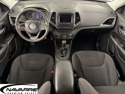 Used 2021 Jeep Cherokee Latitude image 16