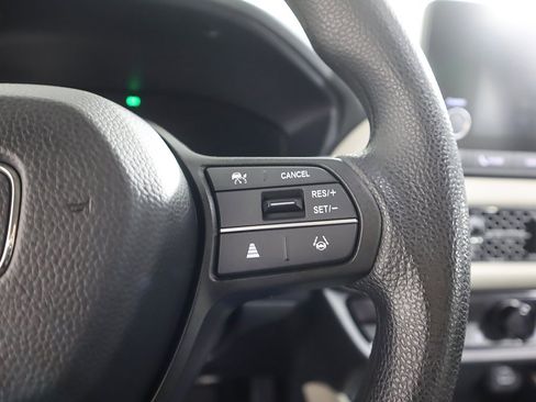 Used 2024 Honda HR-V LX image 39