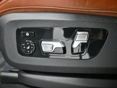 Used 2019 BMW X5 xDrive40i w/ Convenience Package AWD/4WD image 7