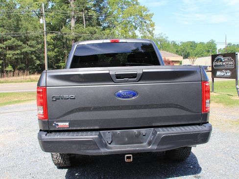 Used 2017 Ford F150 XL w/ Equipment Group 101A Mid image 7