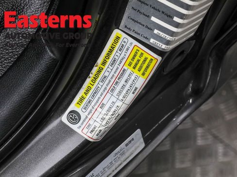 Used 2018 RAM 3500 Tradesman w/ Chrome Appearance Group image 32