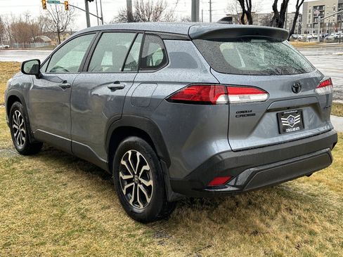 Used 2025 Toyota Corolla Cross AWD Hybrid image 9