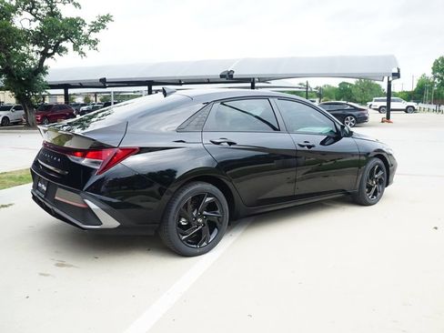 New 2026 Hyundai Elantra Sport FWD image 8