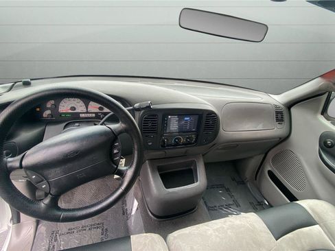 Used 2001 Ford F150 Lightning image 13