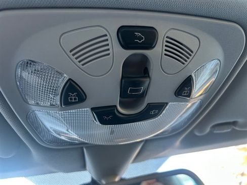 Used 2007 Mercedes-Benz C 280 3.0L Luxury image 23