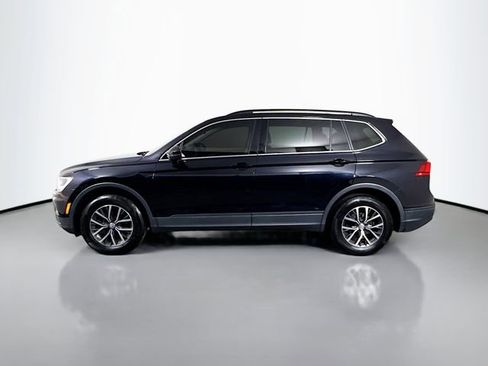 Used 2019 Volkswagen Tiguan SE w/ Panoramic Sunroof Package AWD/4WD image 9