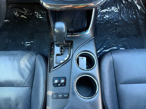 Used 2015 Toyota Avalon XLE image 27