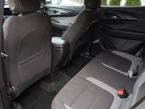 Used 2025 Chevrolet TrailBlazer LT AWD/4WD image 10