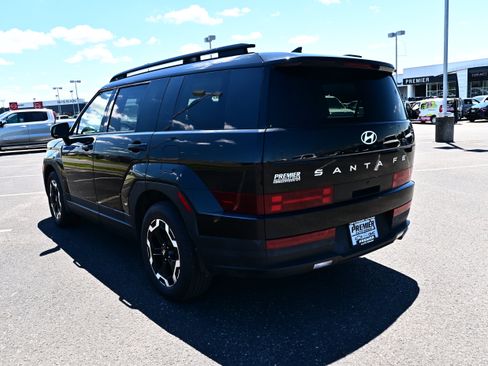 Used 2025 Hyundai Santa Fe SEL AWD/4WD image 8