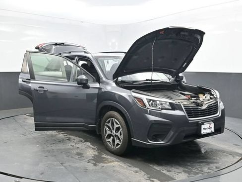 Used 2020 Subaru Forester Premium AWD/4WD image 42